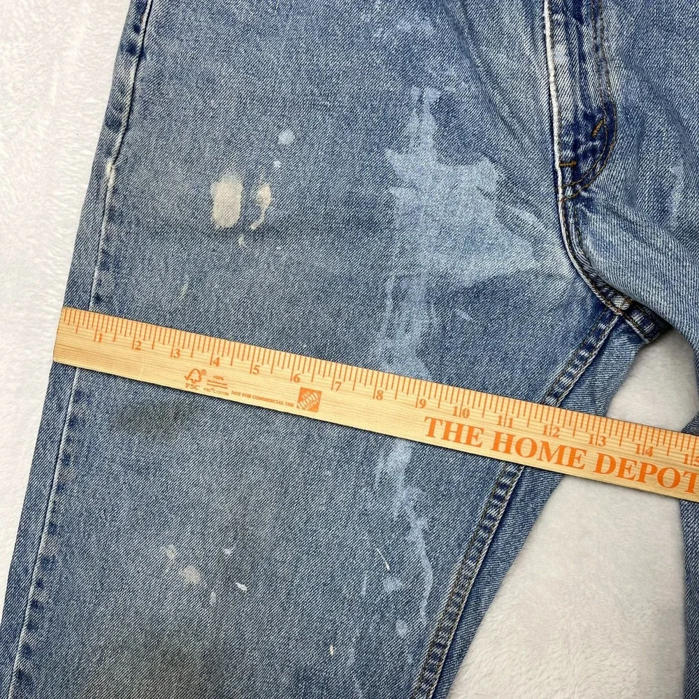 Vintage Levi's 550 Relaxed Fit Jeans Men's Blue Denim Straight Zip Fly - 34X33‎